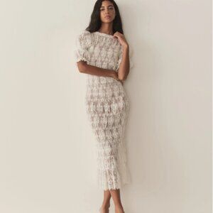 ISO: DOEN | RAQUELLA DRESS | SALT LACE | XS OR S